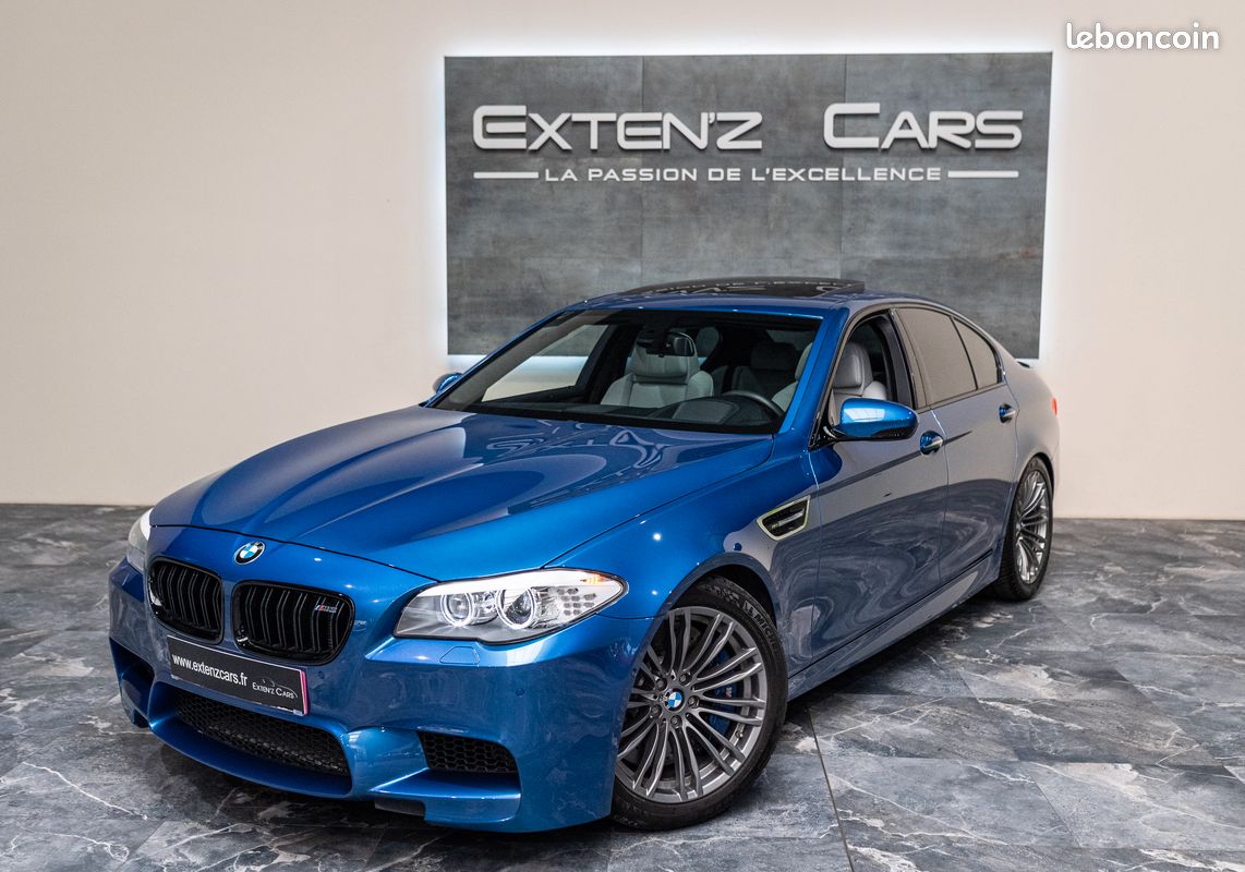 BMW M5 (F10) 4.4 V8 560CV DKG 7 - Bleu Monte Carlo - Avec 21.000 Kms & TVA Apparente - Etat Collection - Garantie 12 Mois (image 1)