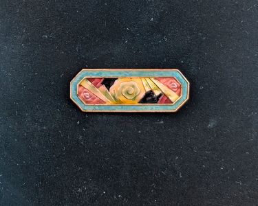 Broche Ancienne En émail Cloisonné Motifs Géométriques Et Fleuris Art Déco - Multicolore, Laiton