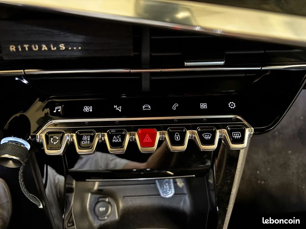 PEUGEOT 208 1.5 D 102ch GT-Line - 2020 - 86 000 km - carPlay - caméra de recul (image 14)