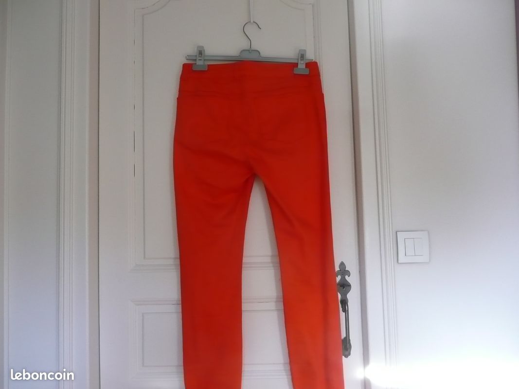 Jean femme Galeries Lafayette T40 - 12 Euros (image 2)
