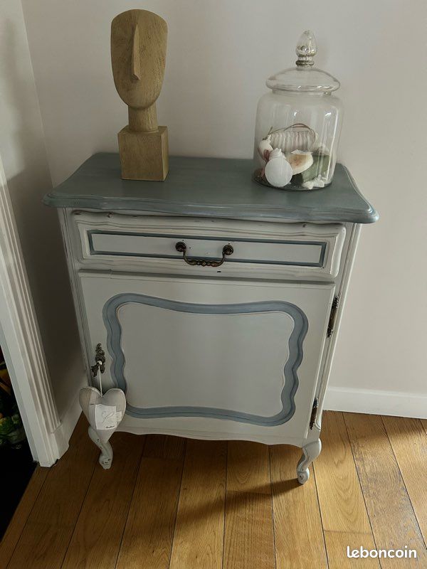 Meuble de rangement (image 1)