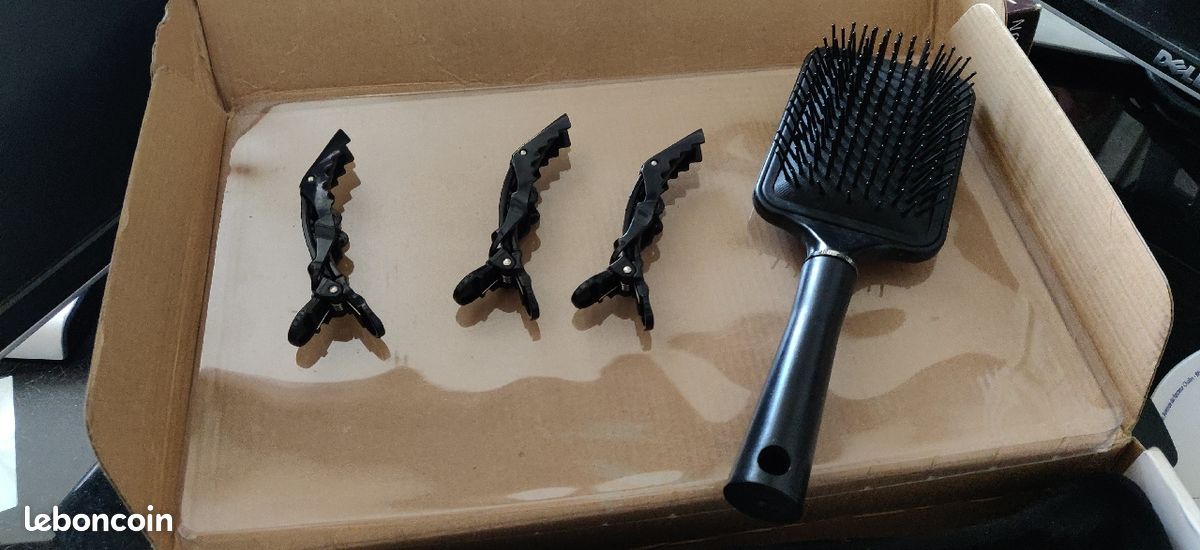 Coffret Fer à boucler (fer + brosse + 3 pinces) (image 3)
