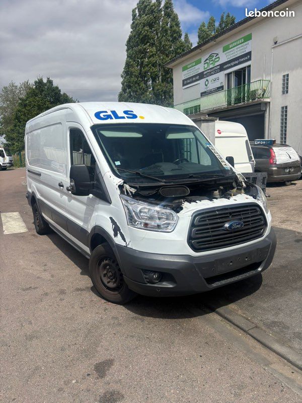 Ford transit (image 1)