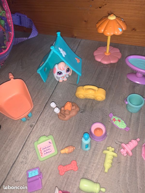Lot petshop (image 1)