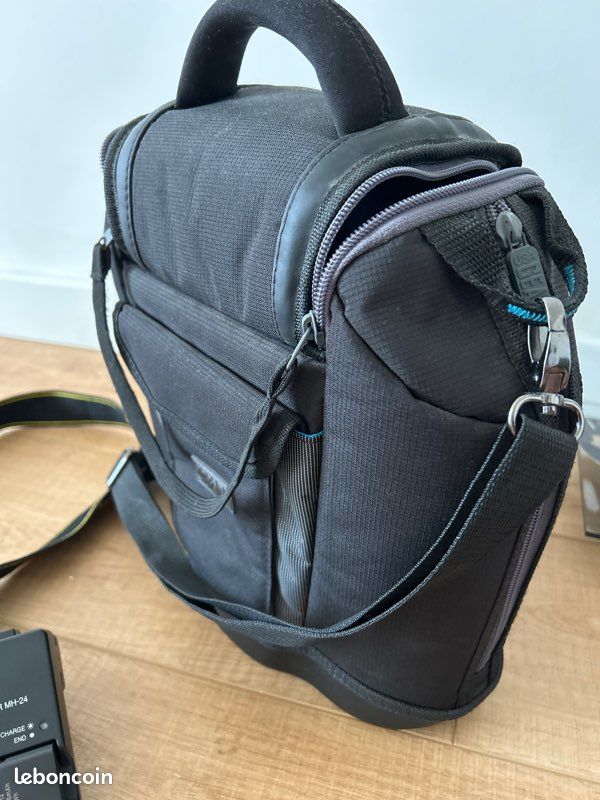Appareil photo Nikon D3200 + objectif 18-55 mm + accessoires (image 7)