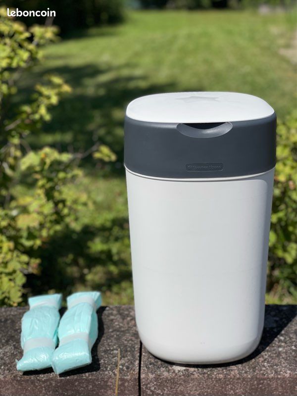 Poubelle à couches Tommee Tippee + 2 recharges (image 1)