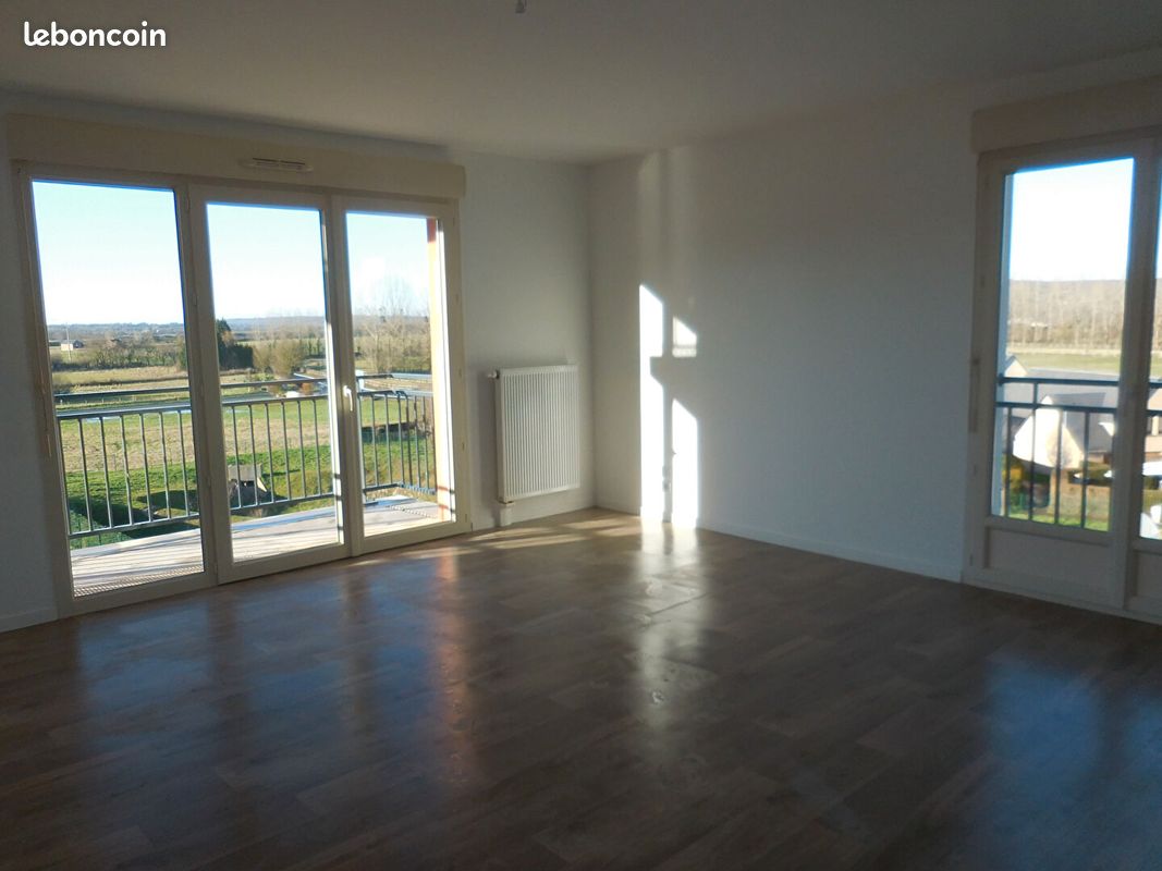 Appartement 3 pièces 60 m² · à Pont-l'Évêque · 60 m² · 677 €/mois