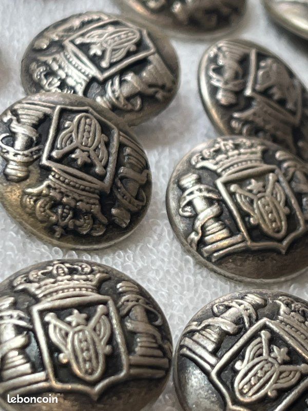 Lot De 6 Boutons Vintage Argentés - Diamètre 2,3 Cm - Réf. 4988 - Origine France - Occasion