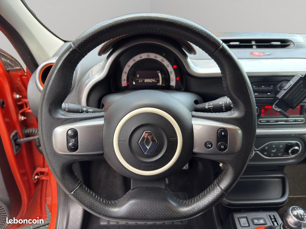 RENAULT TWINGO 0.9 TCe - 110 III BERLINE GT PHASE 1 (image 10)