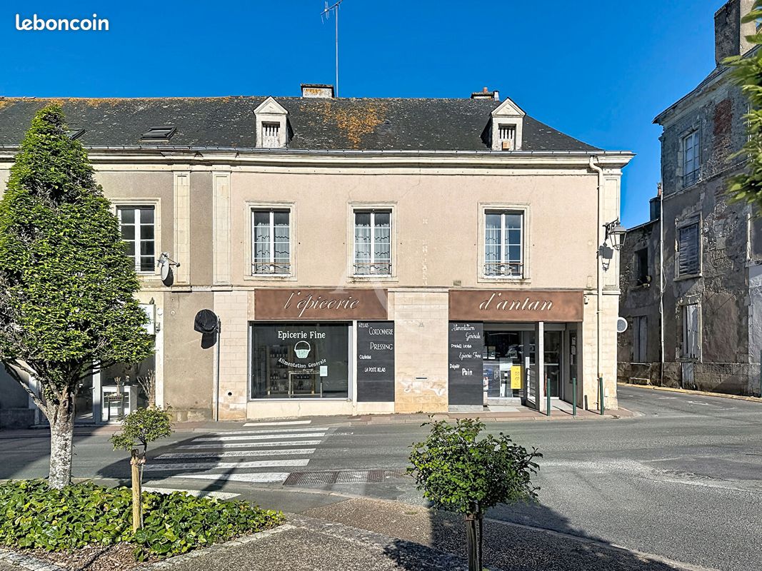 Immeuble 6 pièces 181 m² · à Terranjou · 181 m² · 109 500 €