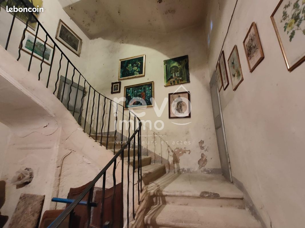 Maison 17 pièces 328 m² · à Saint-Paul-Trois-Châteaux · 328 m² · 875 000 €