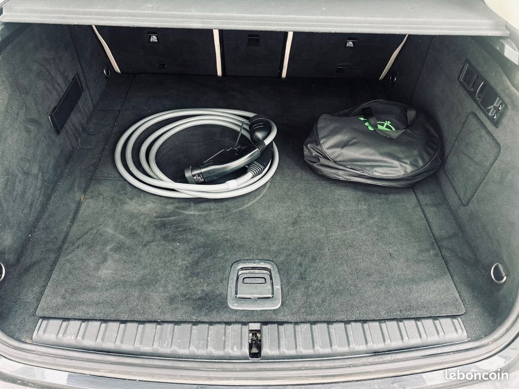 BMW iX 40e 326CH xDrive + CARPLAY SANS FIL + SIEGES CHAUFFANTS/VENTILES/MASSANTS/ELECTRIQUES + HARMAN KARDON + 1ERE MAIN + GARANTIE 12 MOIS (image 50)