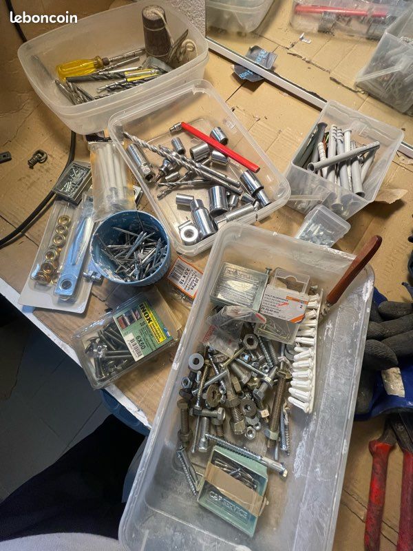 Lot bricolage (image 1)