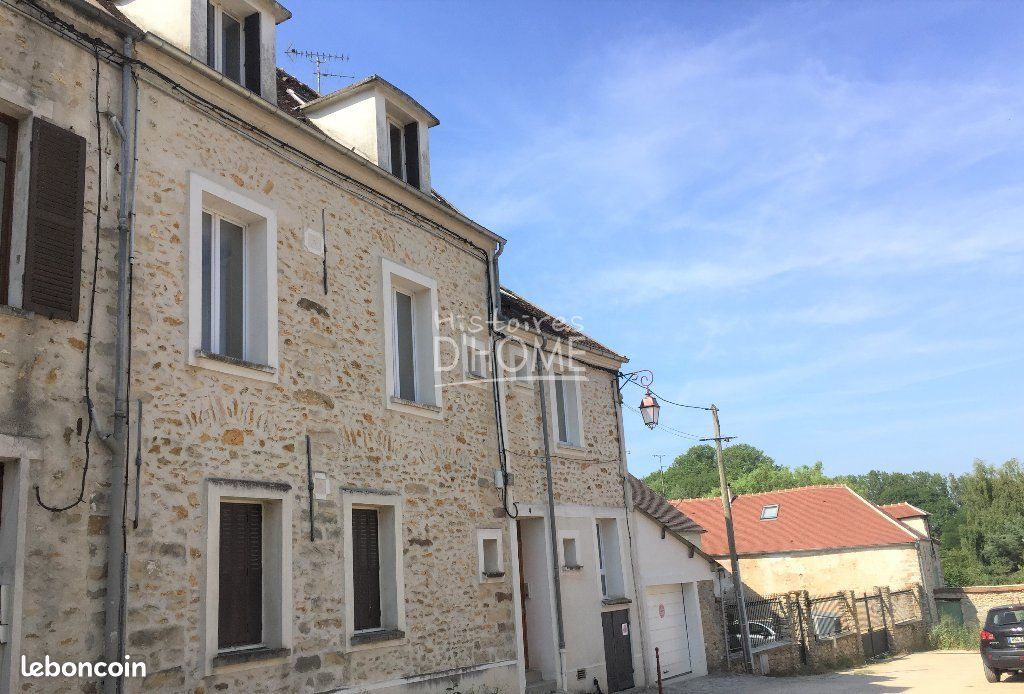Appartement 1 pièce 18 m² · à Rozay-en-Brie · 18 m² · 350 €/mois