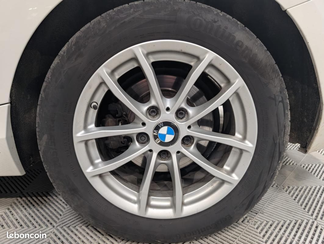 BMW Série 1 (F21) LCI 3 portes 114d 1.5 d 12V 95 cv Lounge (image 17)