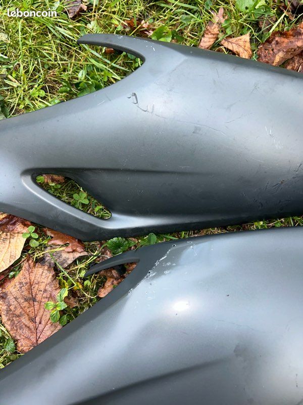 Aile Arrière à Clipser Axiom Mud Runner DLX Pour VTT - Noir Et Gris