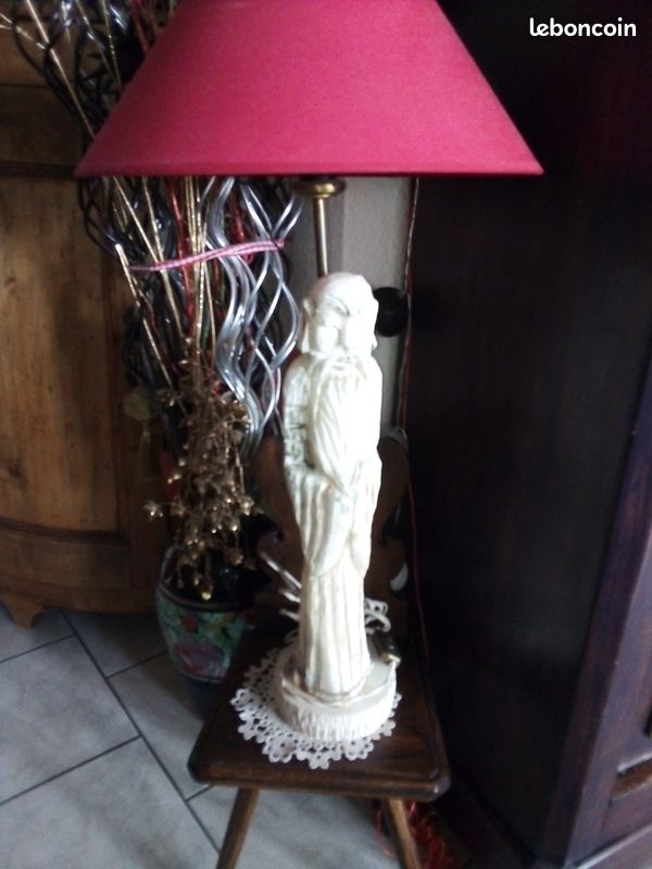 Lampe chinoise en pierre dure (image 2)