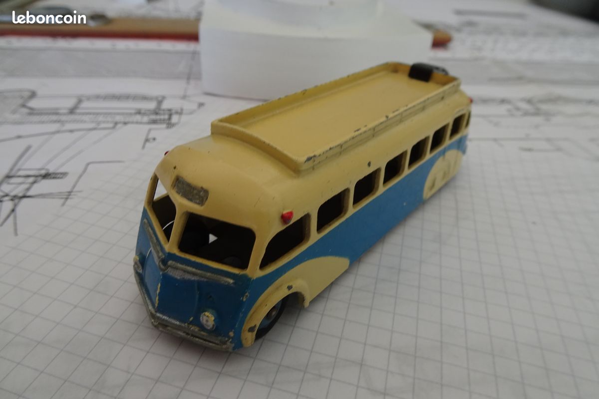 DINKY TOYS ANCIEN Isobloc à Ailes lisses Toit Lisse Vert 1° Version EUR 35,00 - FR