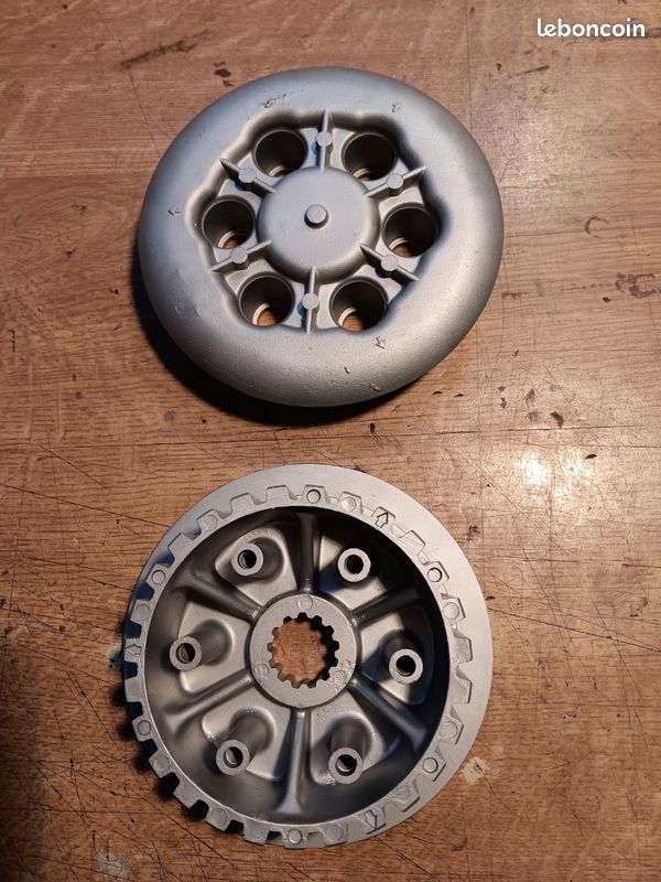 Moyeu embrayage XT 500 YAMAHA (image 1)