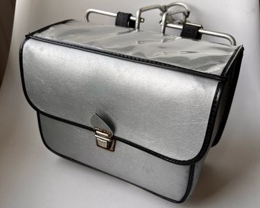 Sacoche avant Narbel grise avec support vélo vintage Vélos