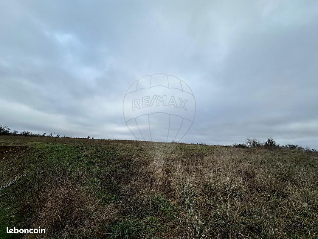 Terrain 2 281 m² Nousseviller Saint Nabor · à Nousseviller-Saint-Nabor · 99 000 €