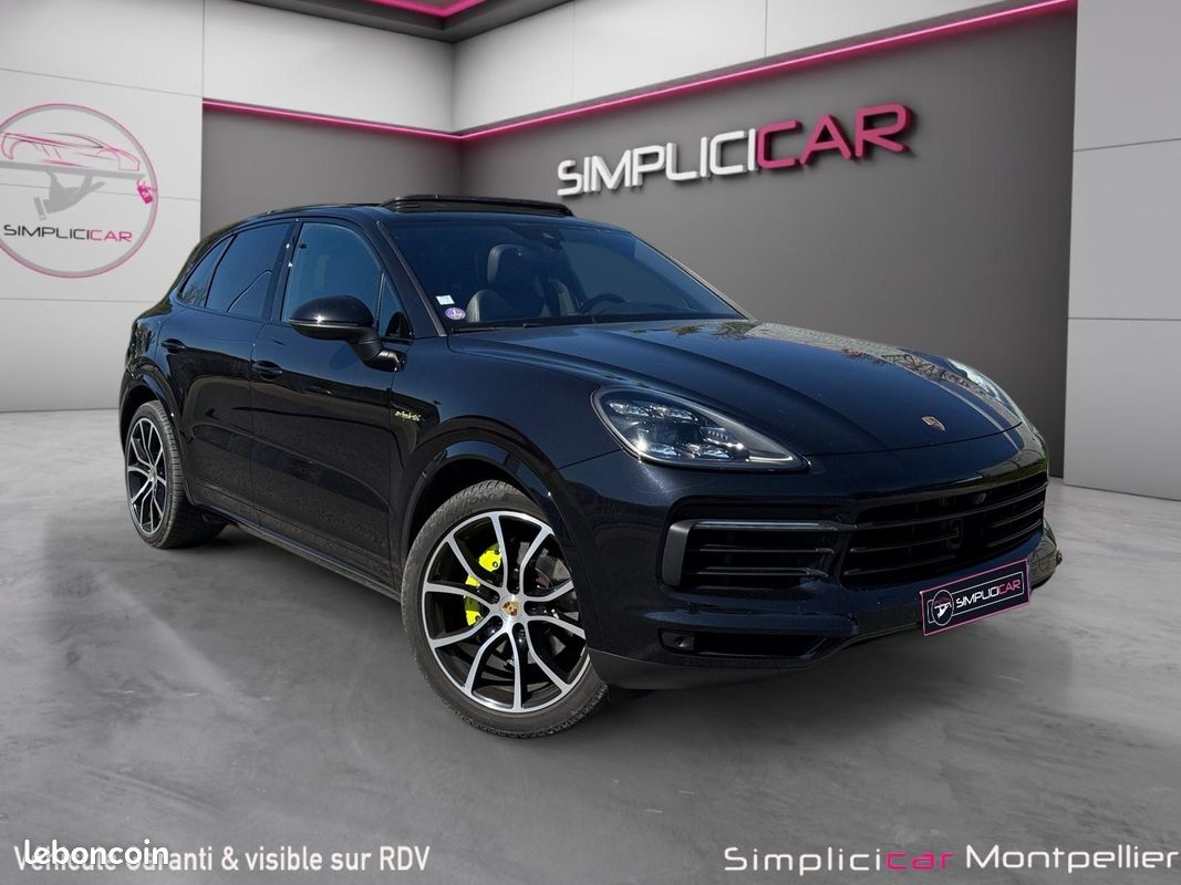 Porsche Cayenne 3.0 V6 E-Hybrid 462 attelage toit ouvrant suivi complet Porsche garantie 12 mois (image 1)