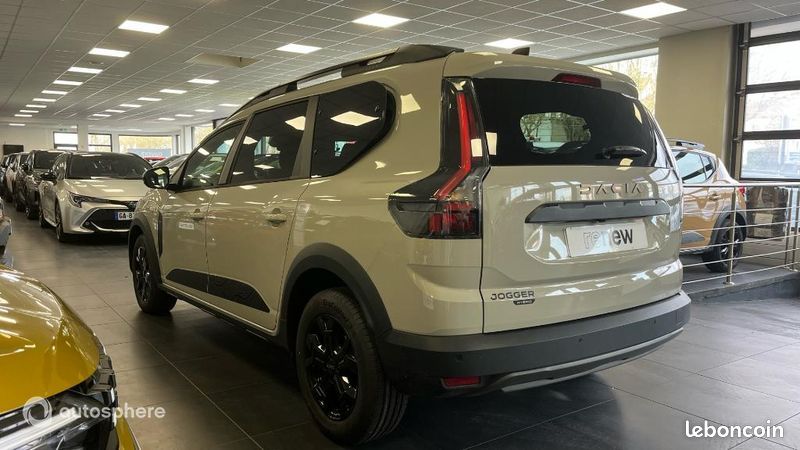 Dacia Jogger 1.8 hybrid 155ch Expression 5 places -25 (image 7)