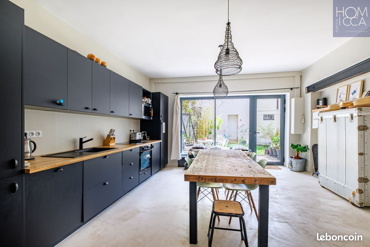 Maison 5 pièces 145 m² · à Saint-Didier-au-Mont-d'Or · 145 m² · 598 000 €