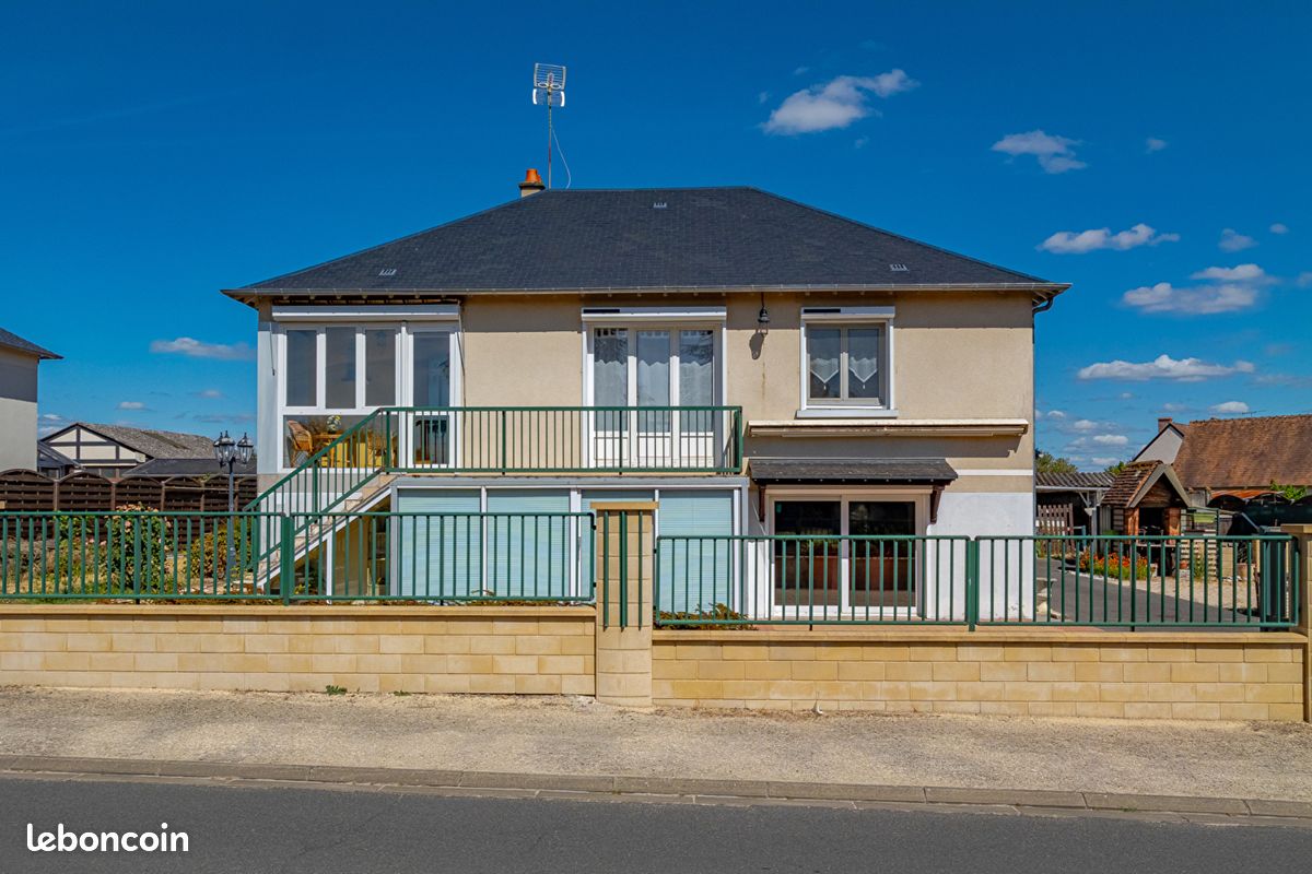 Maison 4 pièces 138 m² · à Le Controis-en-Sologne · 138 m² · 220 000 €