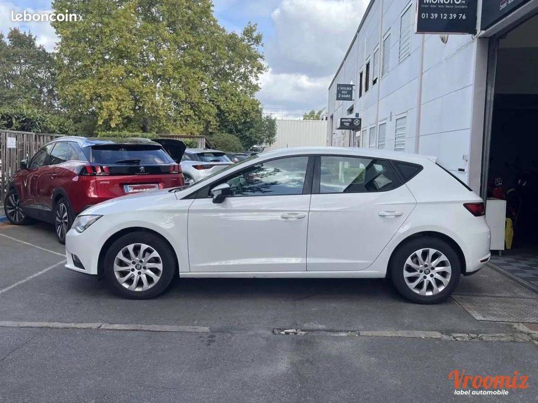 Seat Leon CONNECT 1.2 TSI 105 cv - SIEGES CHAUFFANTS / CLIM (image 2)