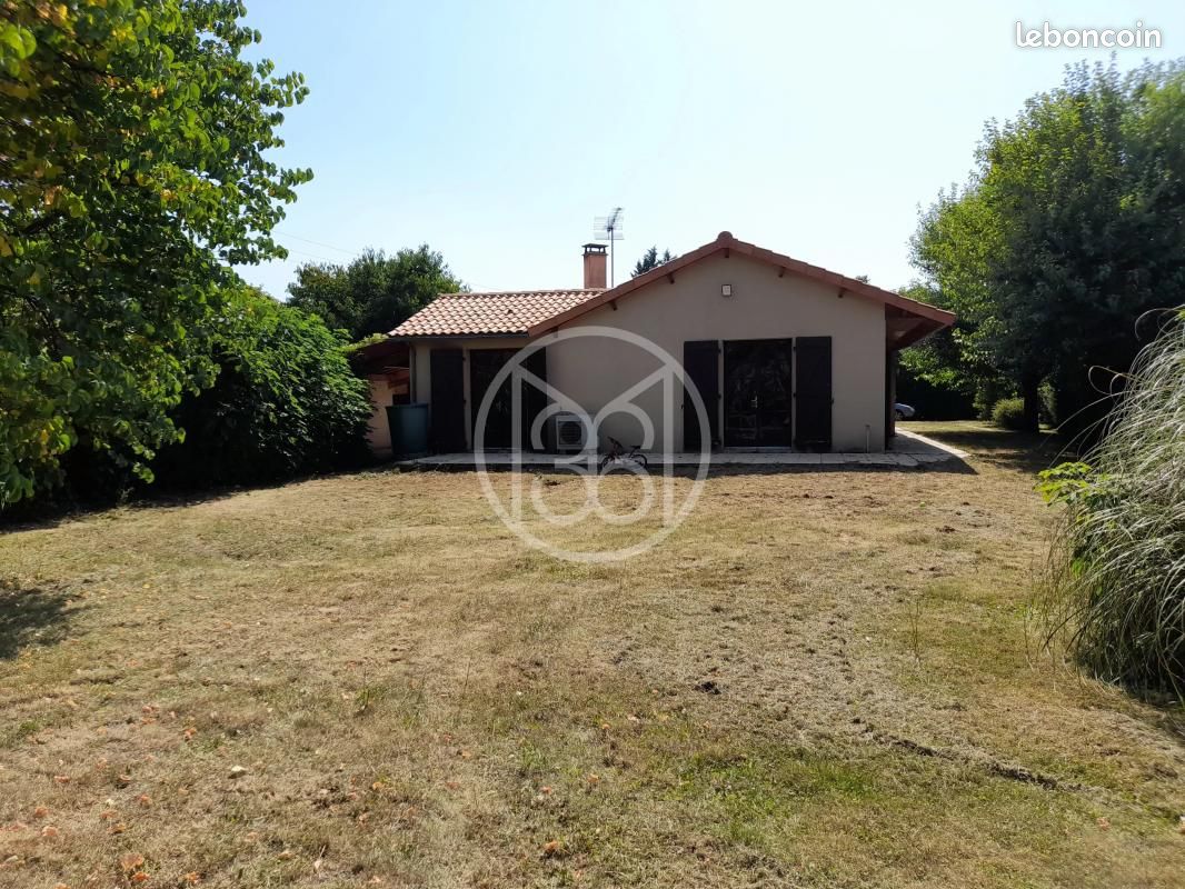 Maison de village 7 pièces 145 m² - Champniers 86400 (image principale 0)