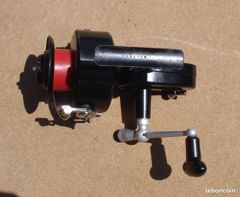 1 x piece pour moulinet ancien Mitchell 306 / 406 ........... ( 81564