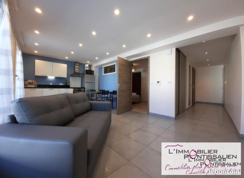 Appartement 2 pièces 45 m² · à Mouthe · 45 m² · 745 €/mois