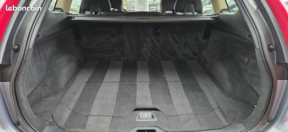 Volvo XC60 D3 163 CH DRIVE MOMENTUM BOITE MECANIQUE (image 7)