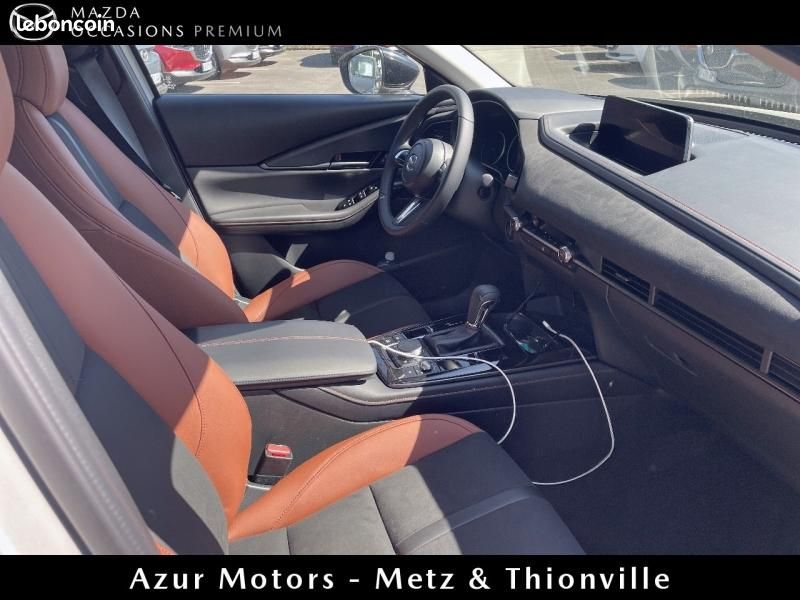 Mazda CX-30 2.0 e-SKYACTIV-X M-Hybrid 186ch Nagisa BVA 2025 (image 10)