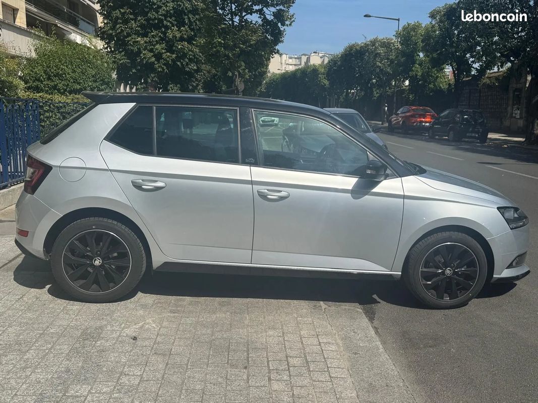 Skoda fabia skoda fabia 95 tsi monte carlo bvm-carplay-key less go-caméra de recul (image 2)