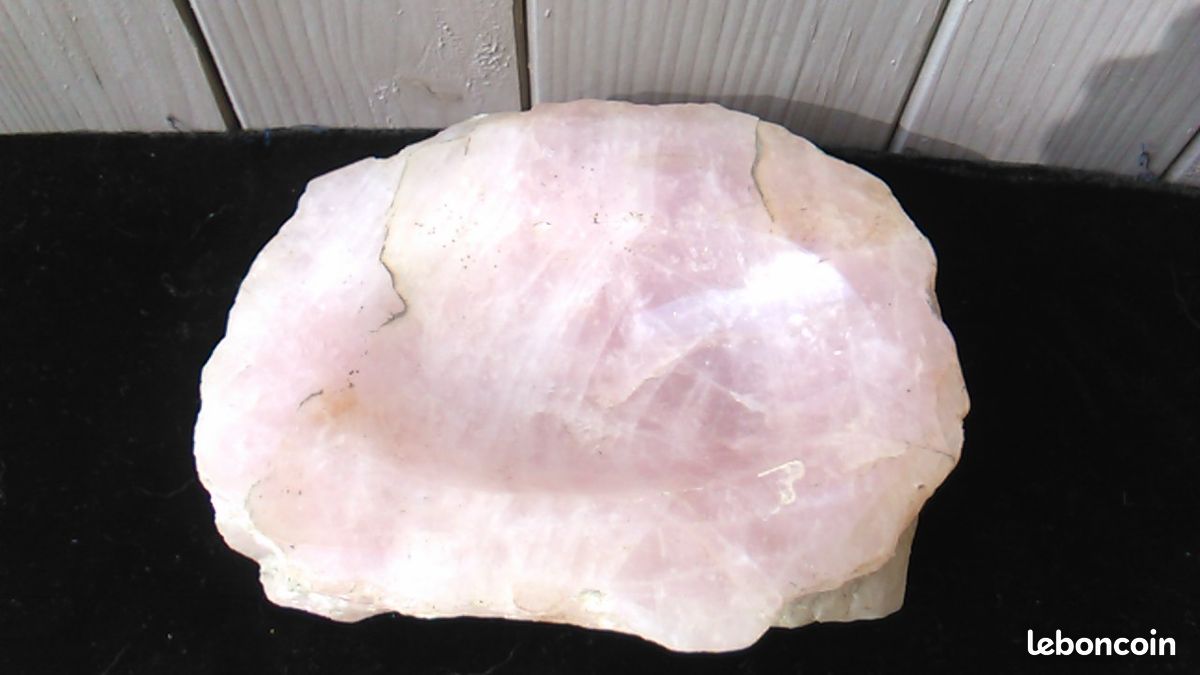 Quartz rose cendrier n°2 dimensions: 13,5x11x5,5cm (image 2)