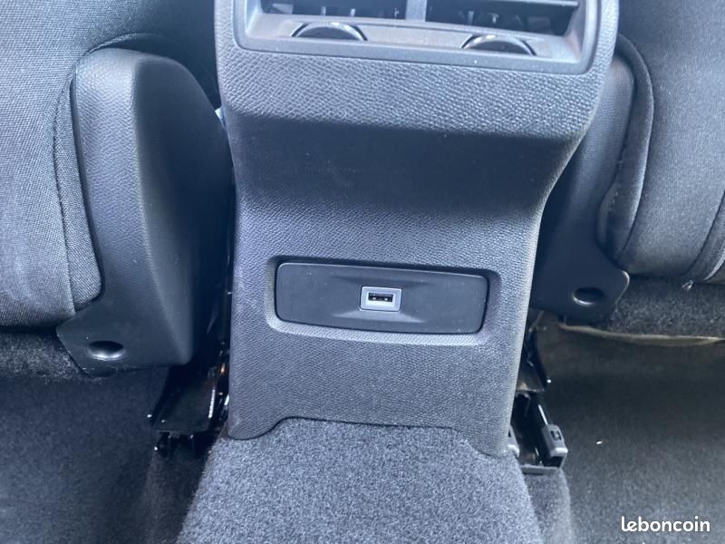 Citroen C4 PureTech 100ch S&S Feel (image 20)
