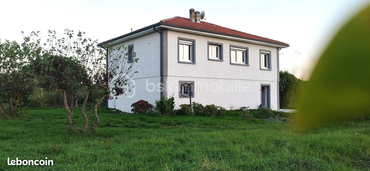 Maison 3 pièces 73 m² · à Aiguillon · 73 m² · 114 900 €