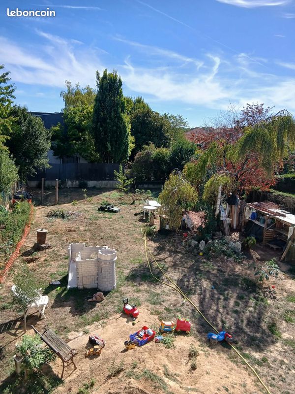 Terrain constructible · à Noiseau · 169 000 €