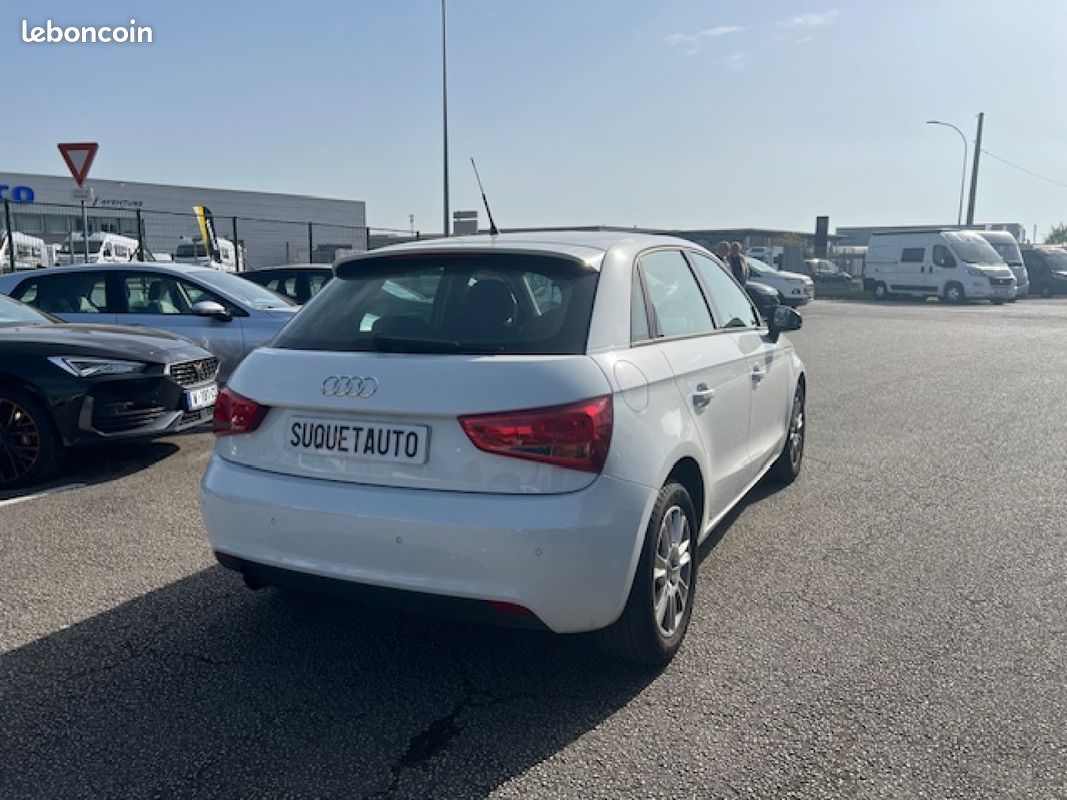 AUDI A1 SPORTBACK 1.2 TFSI 86 Attraction (image 14)