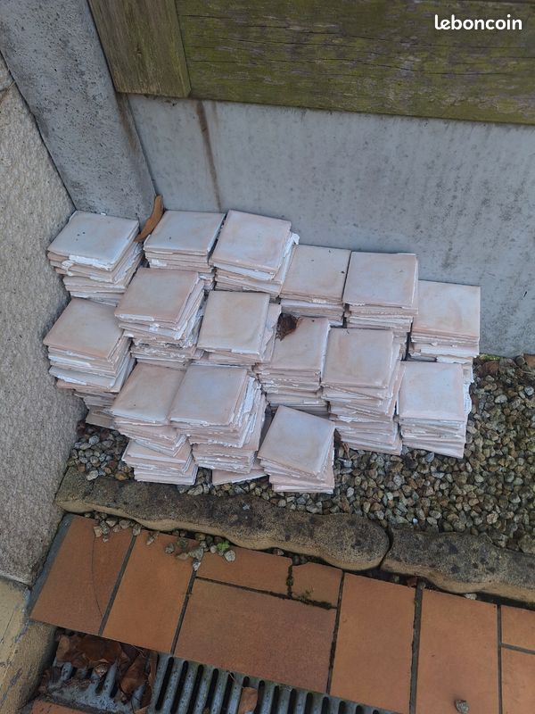 Carrelage à donner (image 2)