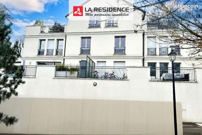 https://img.leboncoin.fr/api/v1/lbcpb1/images/ed/2a/da/ed2ada0bad694c38843c7016b4d9b160a7d226ca.jpg?rule=ad-image