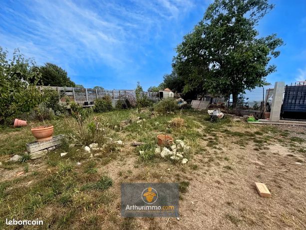 Terrain 258 m² Ferrières