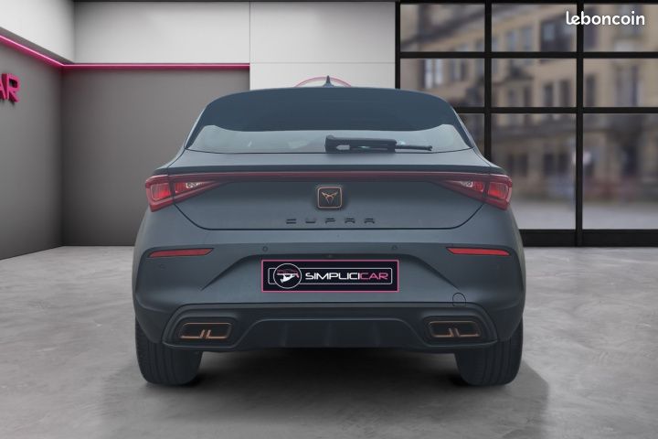 CUPRA LEON 1.4 E-HYBRID 245 VZ DSG6 Sièges chauffants Toit Ouvrant Peinture Mate Garantie 12 mois (image 20)