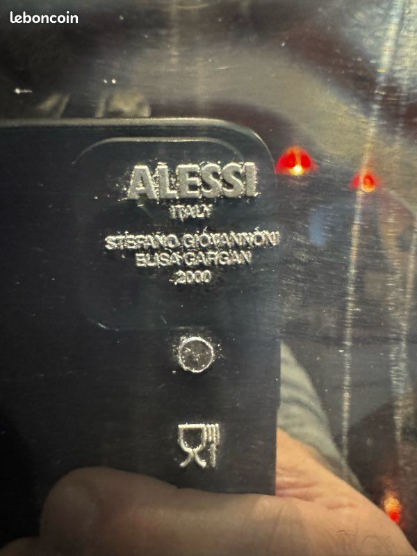 Boîte à Pain Alessi Gnam noire (image 4)