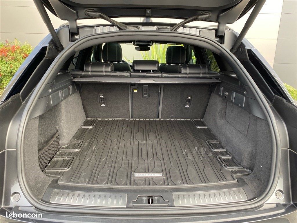 Land Rover Range Rover Velar 2.0L P400E PHEV 404CH SE R-Dynamic (image 15)