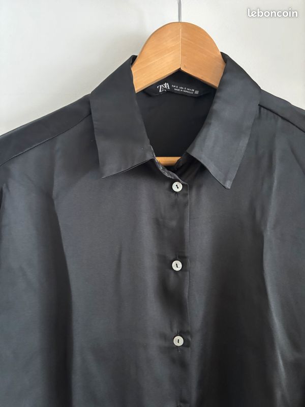 Chemisier Noir Femme Zara Taille L - Occasion En Très Bon état, Manches Courtes, Matière Acrylique
