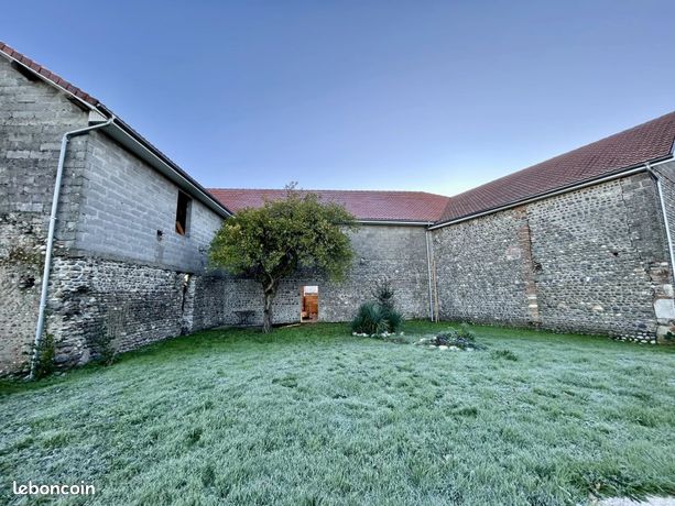 Grange 6 pièces 500 m²