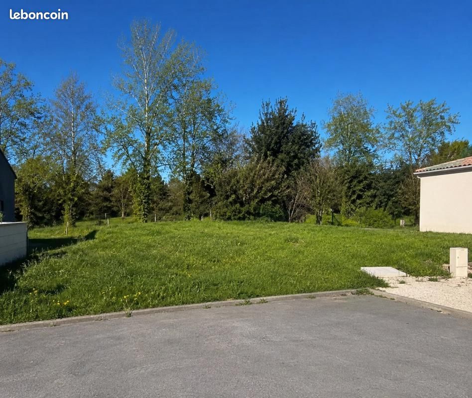 Terrain 349 m² Aigrefeuille D Aunis · à Aigrefeuille-d'Aunis · 102 900 €